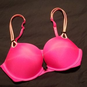 Victoria's Secret Sexy Little Things 32B Bra